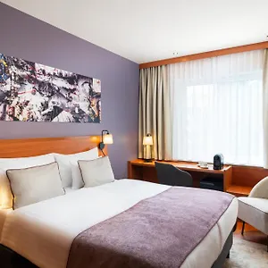 3* Szálloda Leonardo Center