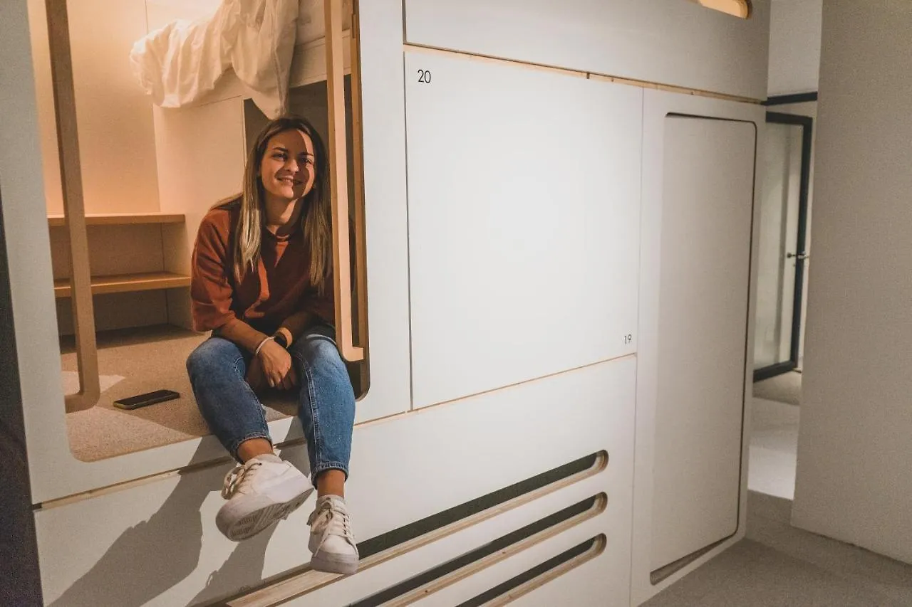 Capsule hotel Soom Salzburg I Kapselhotel Austria