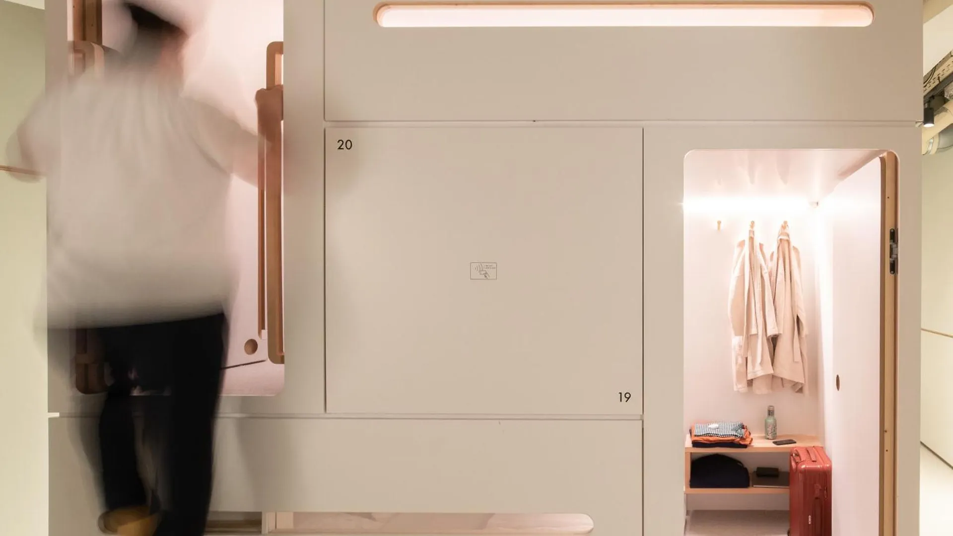 Capsule hotel Soom Salzburg I Kapselhotel
